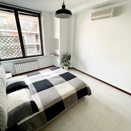Апартаменты Mecenate Metropolitan Flat Милан Экстерьер фото